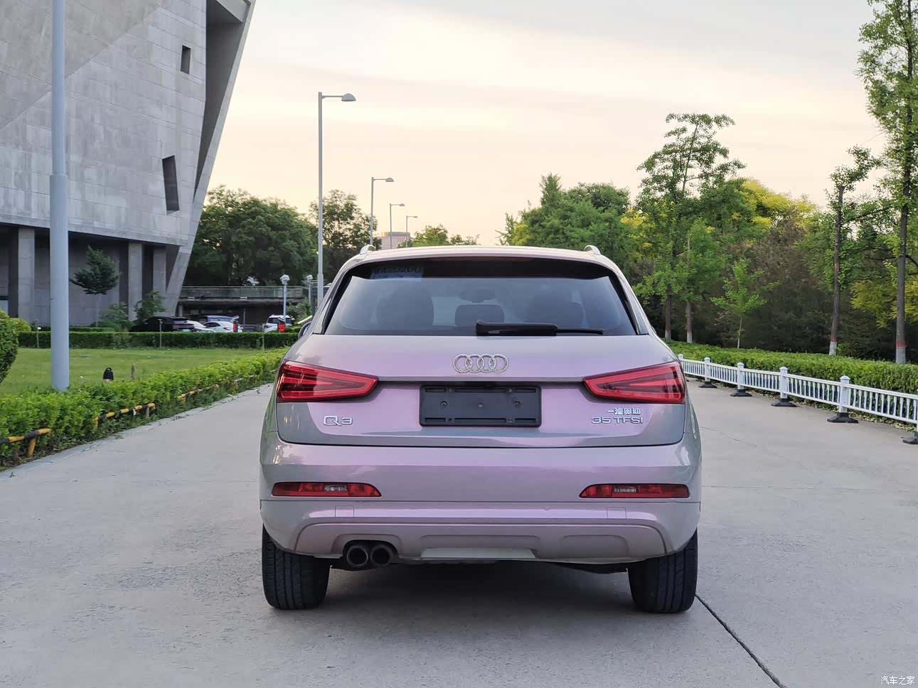 Audi Q3, 2015 10