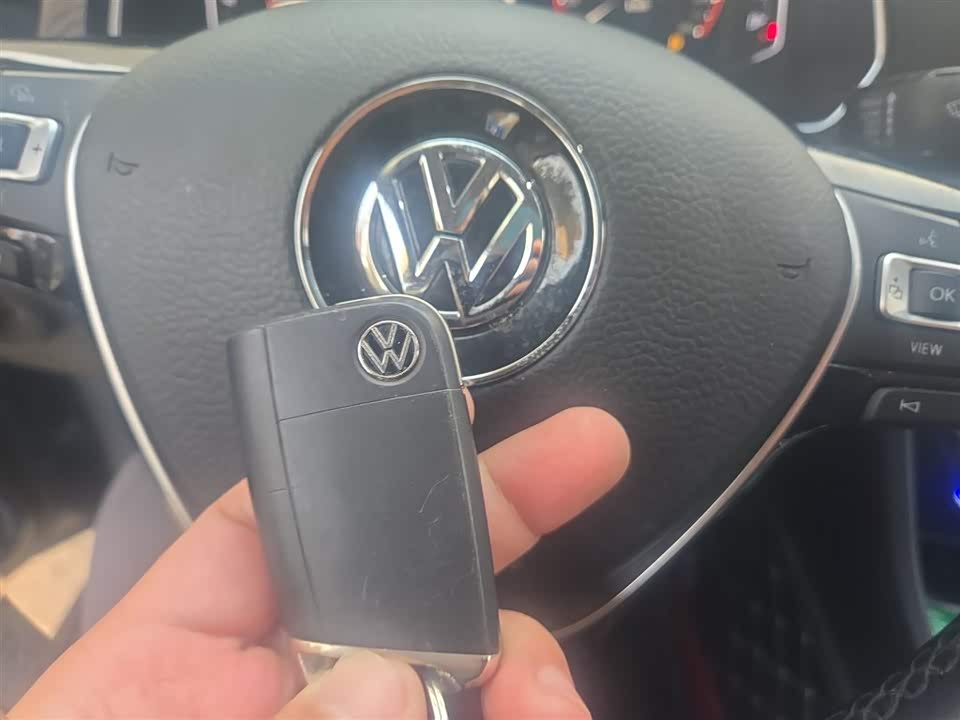Volkswagen Sagitar