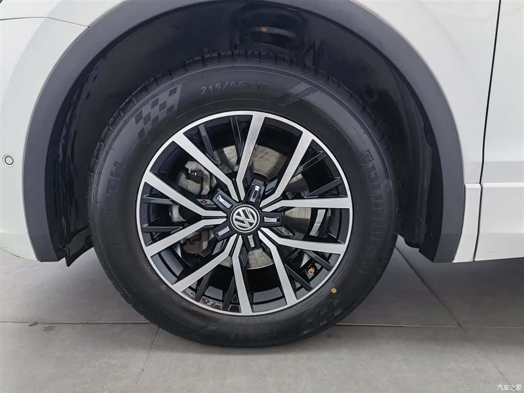 Volkswagen Tiguan L, 2020 17