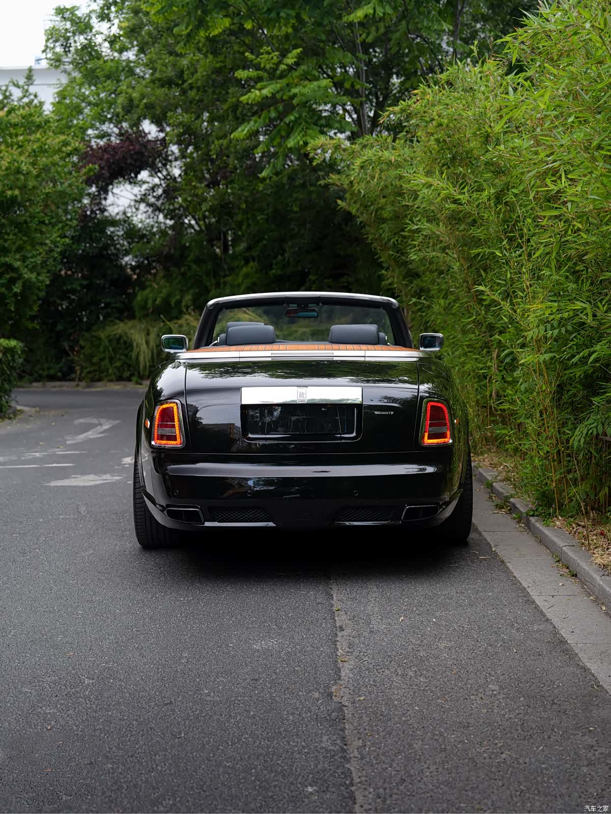 Rolls-Royce Phantom, 2008 9