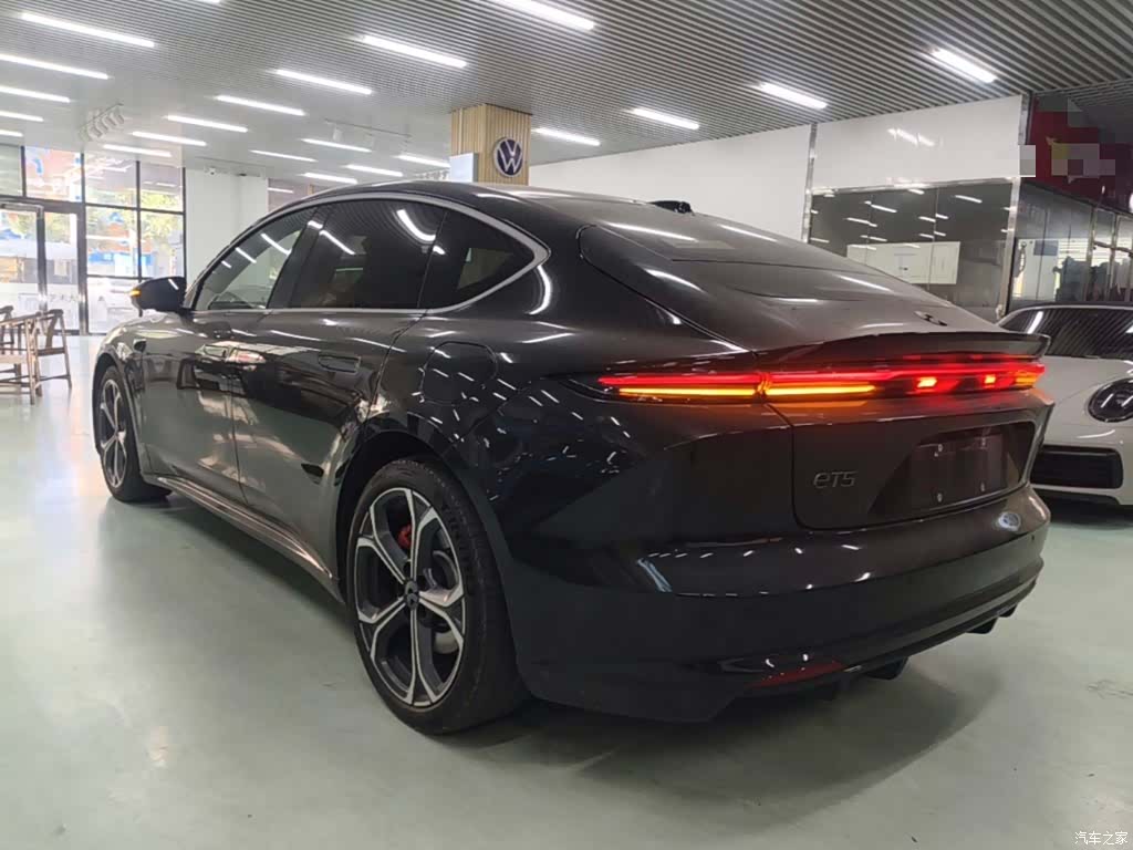 NIO ET5, 2025 все фото