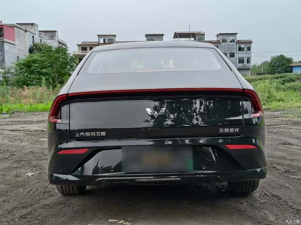 Wuling Starlight, 2025 6
