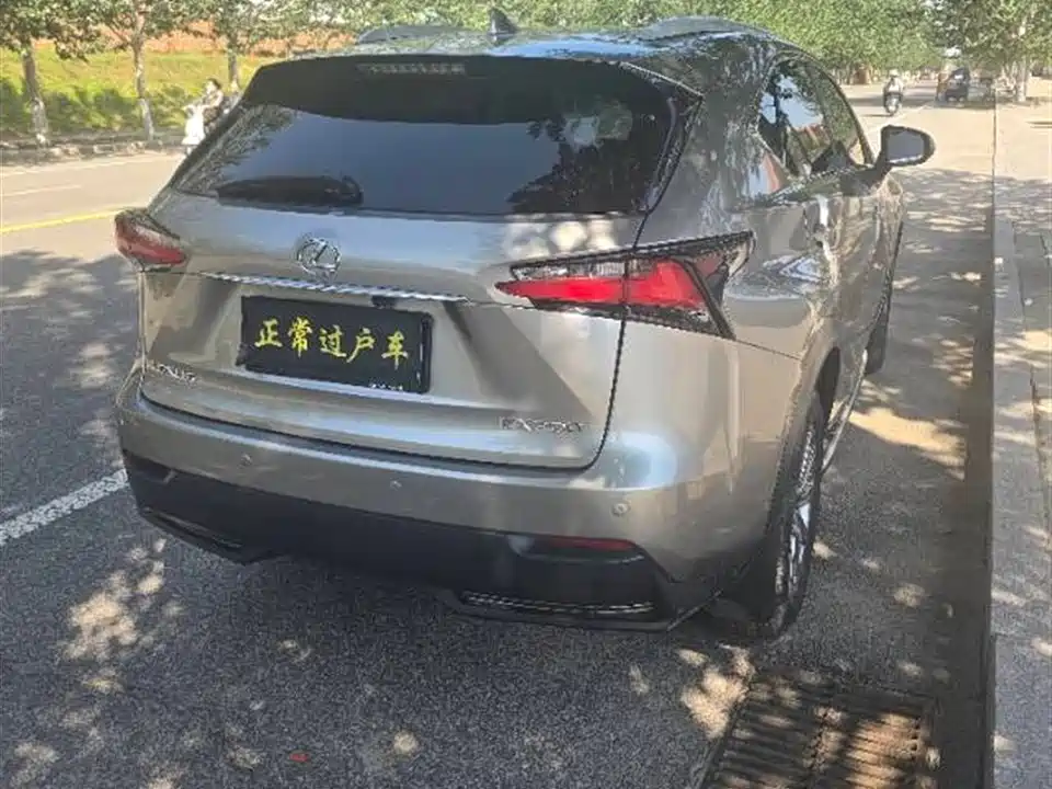 Lexus NX