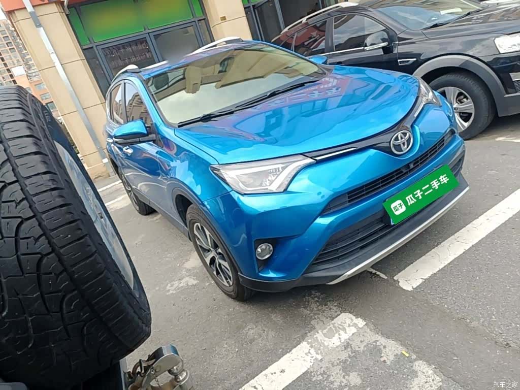 Toyota RAV4, 2018 4