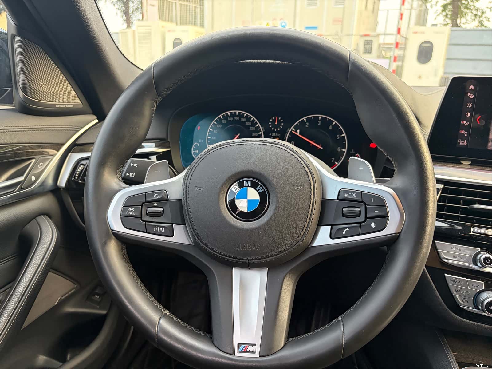 BMW 5 Series, 2019 14