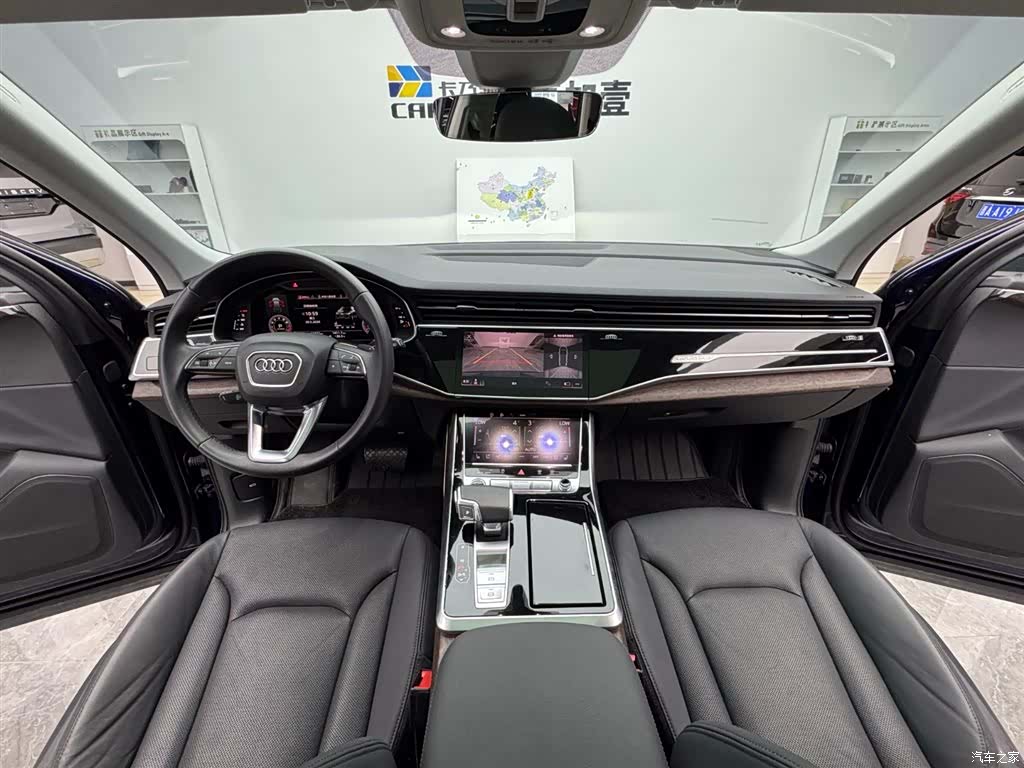 Audi Q7, 2021 11