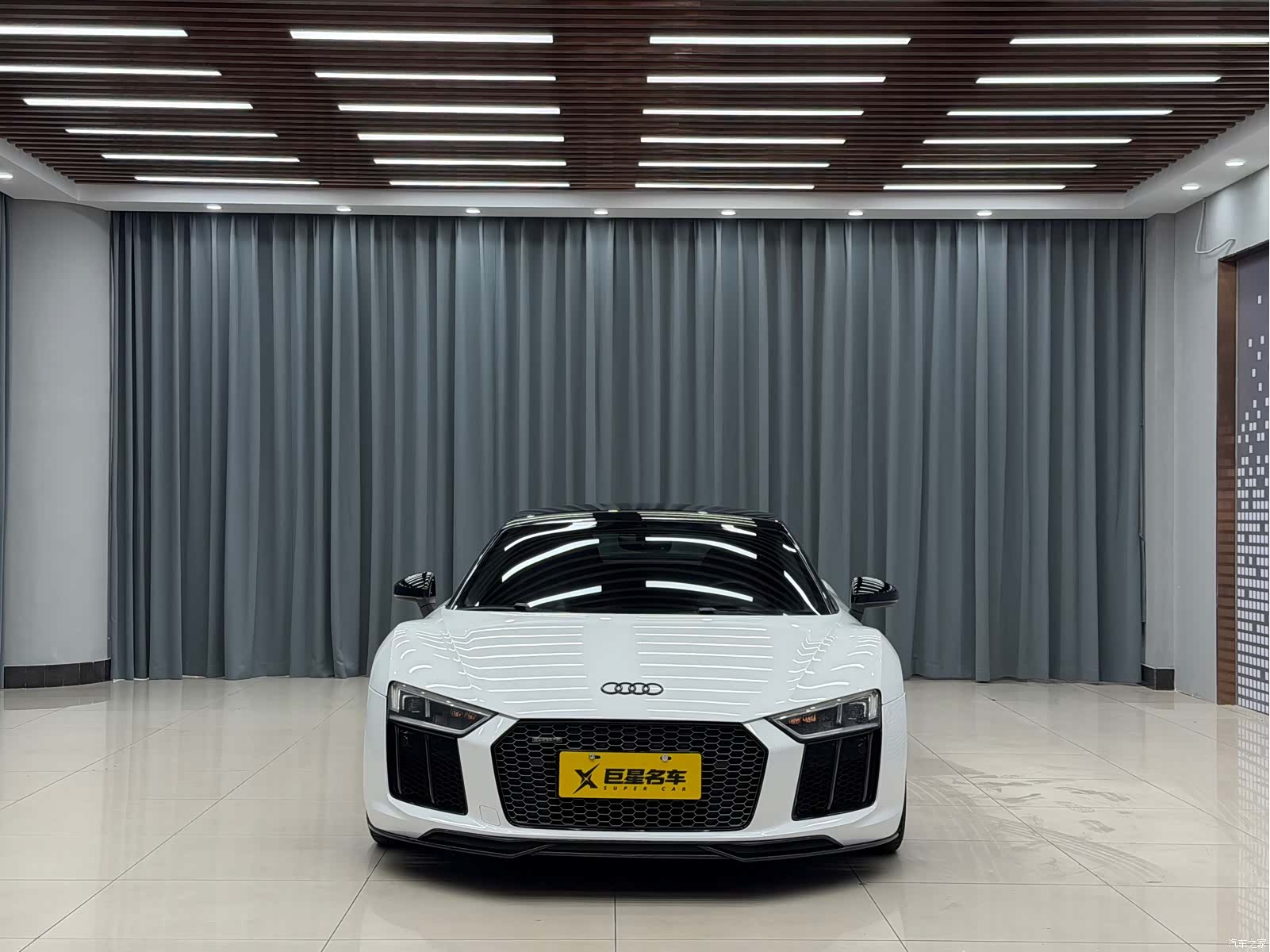 Audi R8, 2017 2