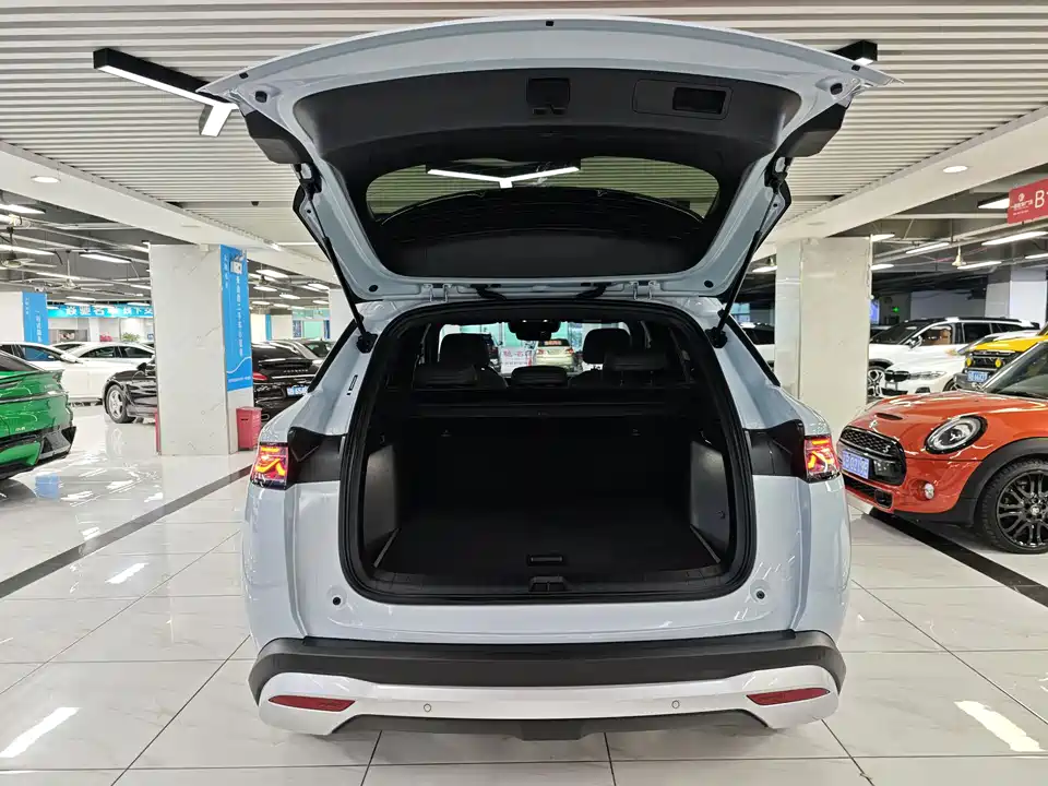 BYD Song L DM-i