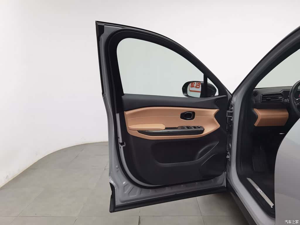 NIO ES6, 2022 8