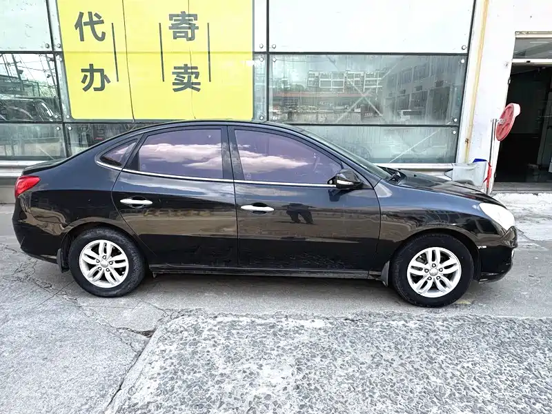 Hyundai Yuedong