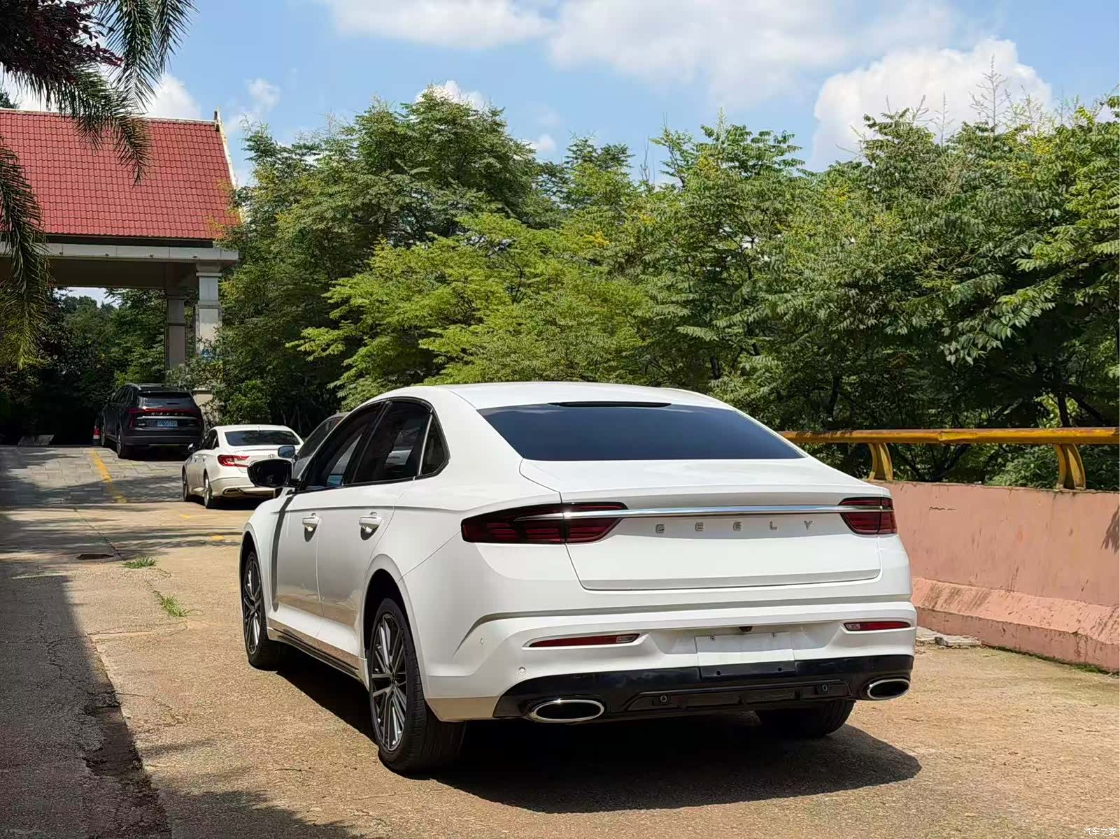 Geely Preface, 2022 10