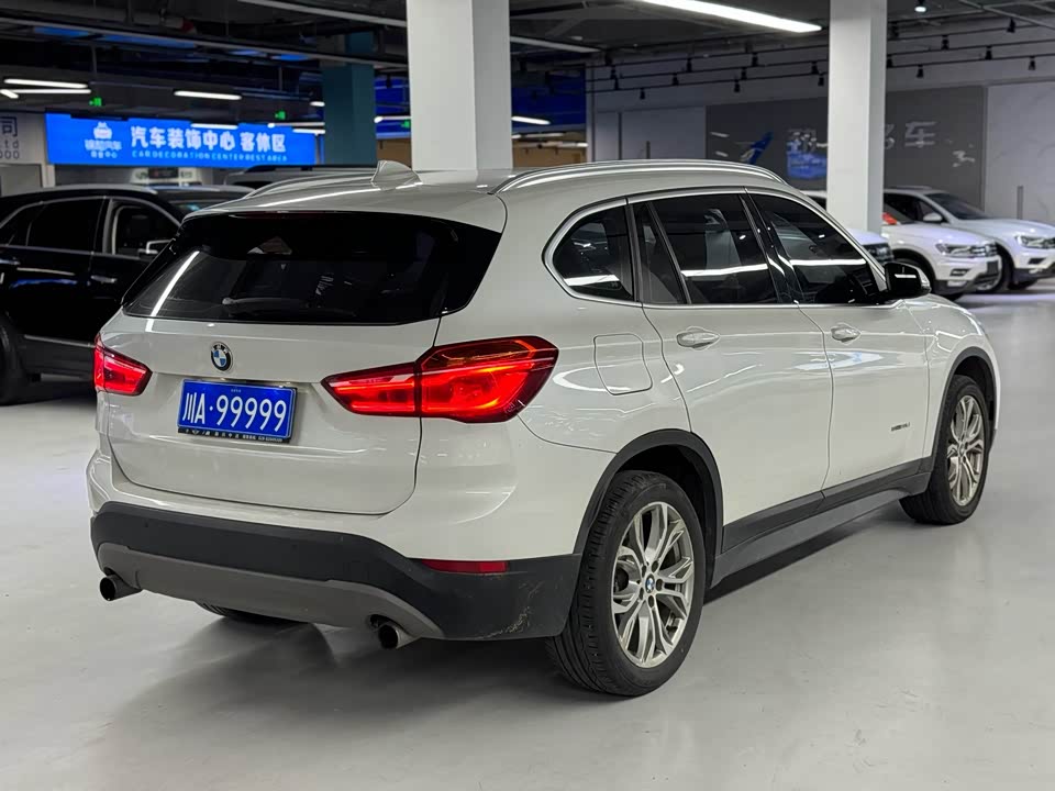 BMW X1