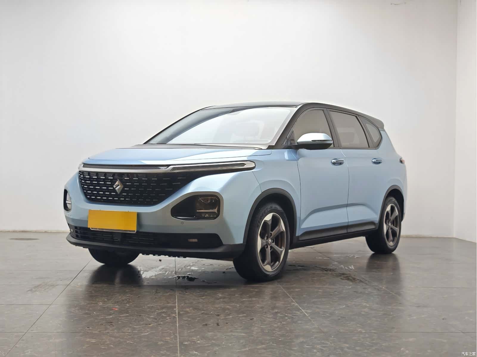 Wuling RM-5
