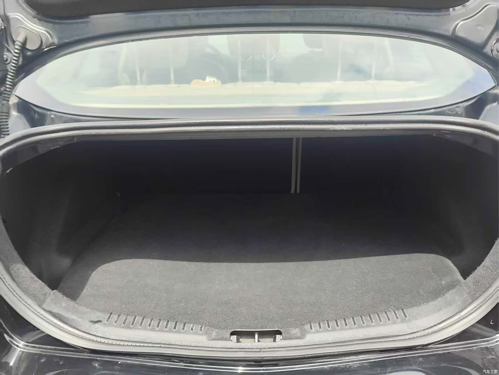 Ford Mondeo, 2011 16