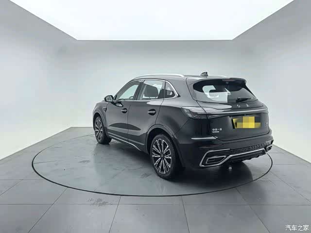 Hongqi HS5, 2023 4