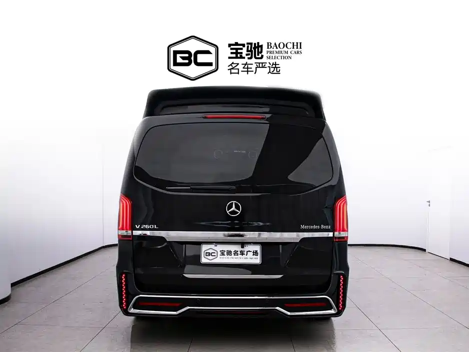 Mercedes-Benz V-class