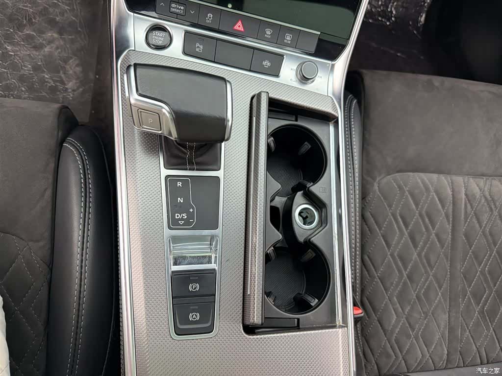 Audi A6L, 2023 10