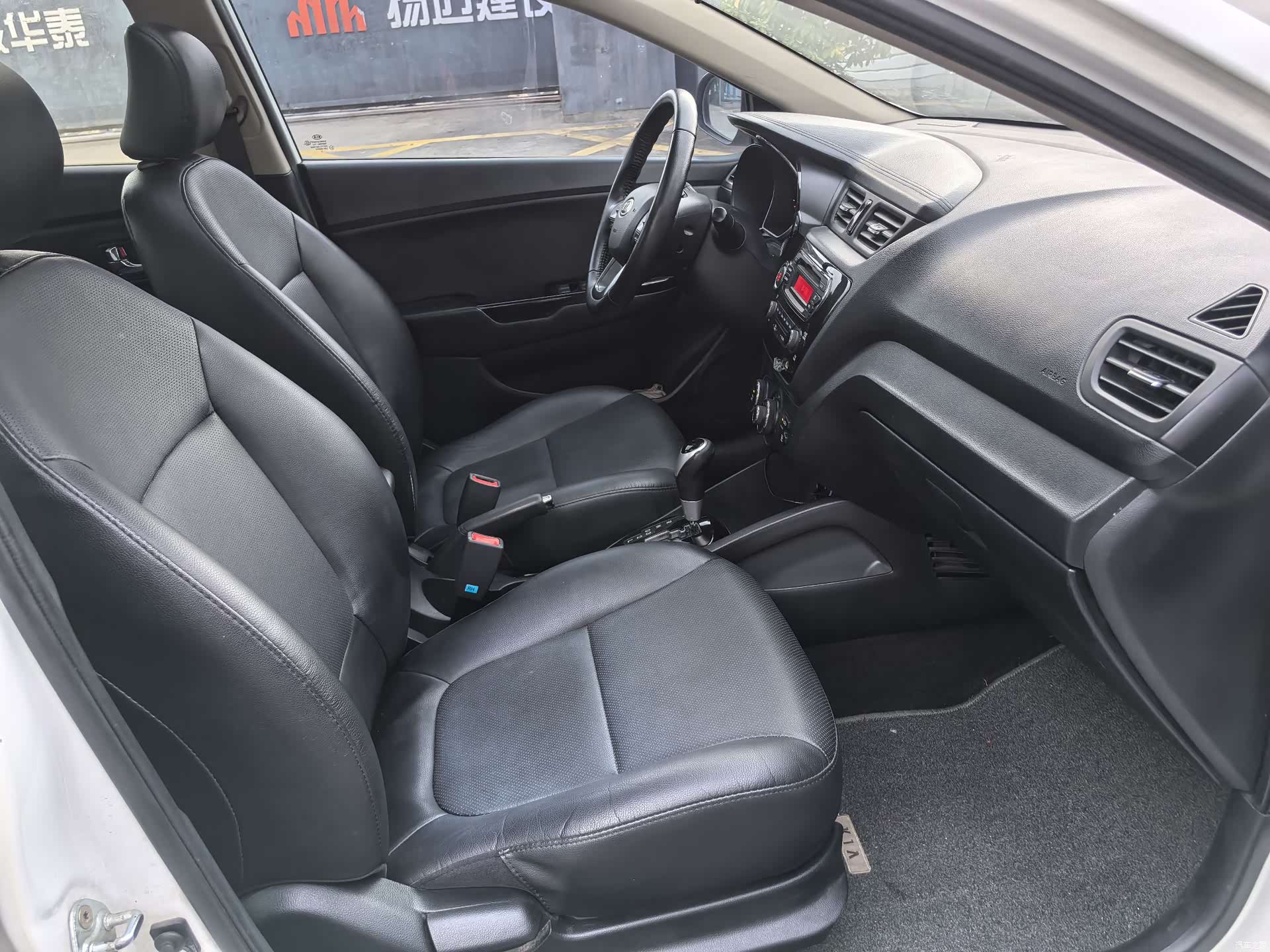 Kia K2, 2012 17