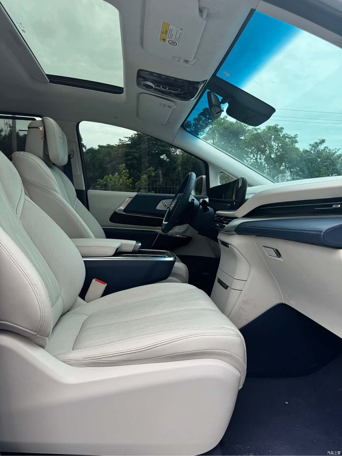 Buick Century, 2023 7