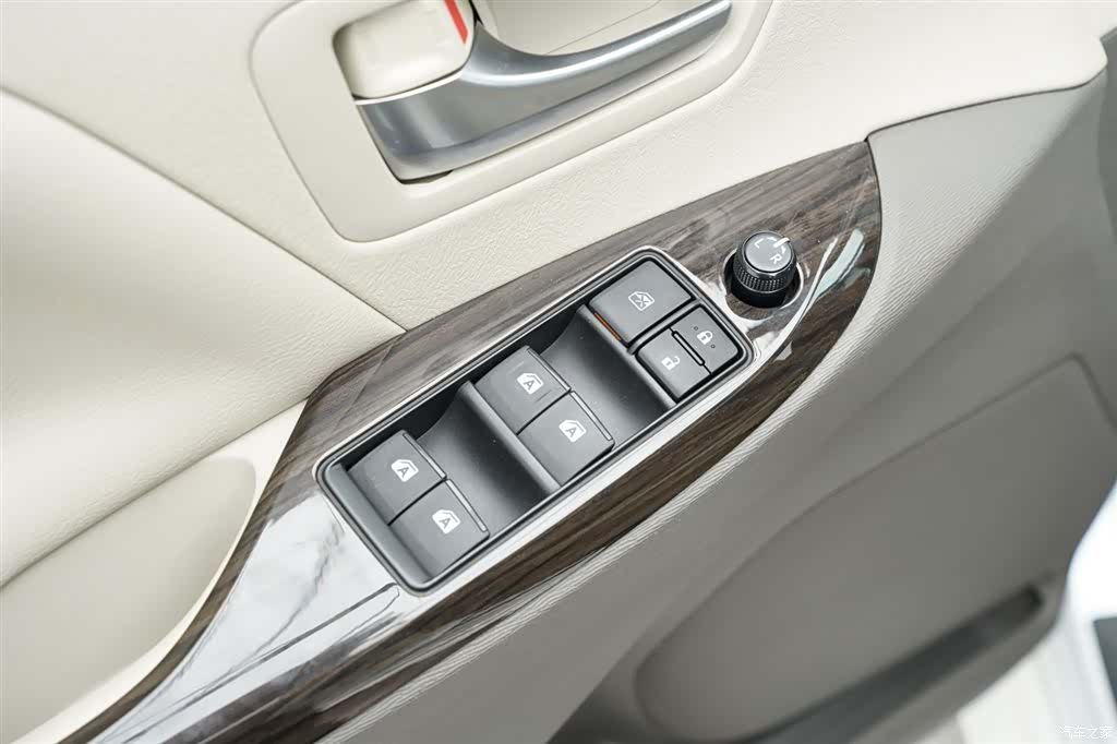 Toyota Sienna, 2016 9