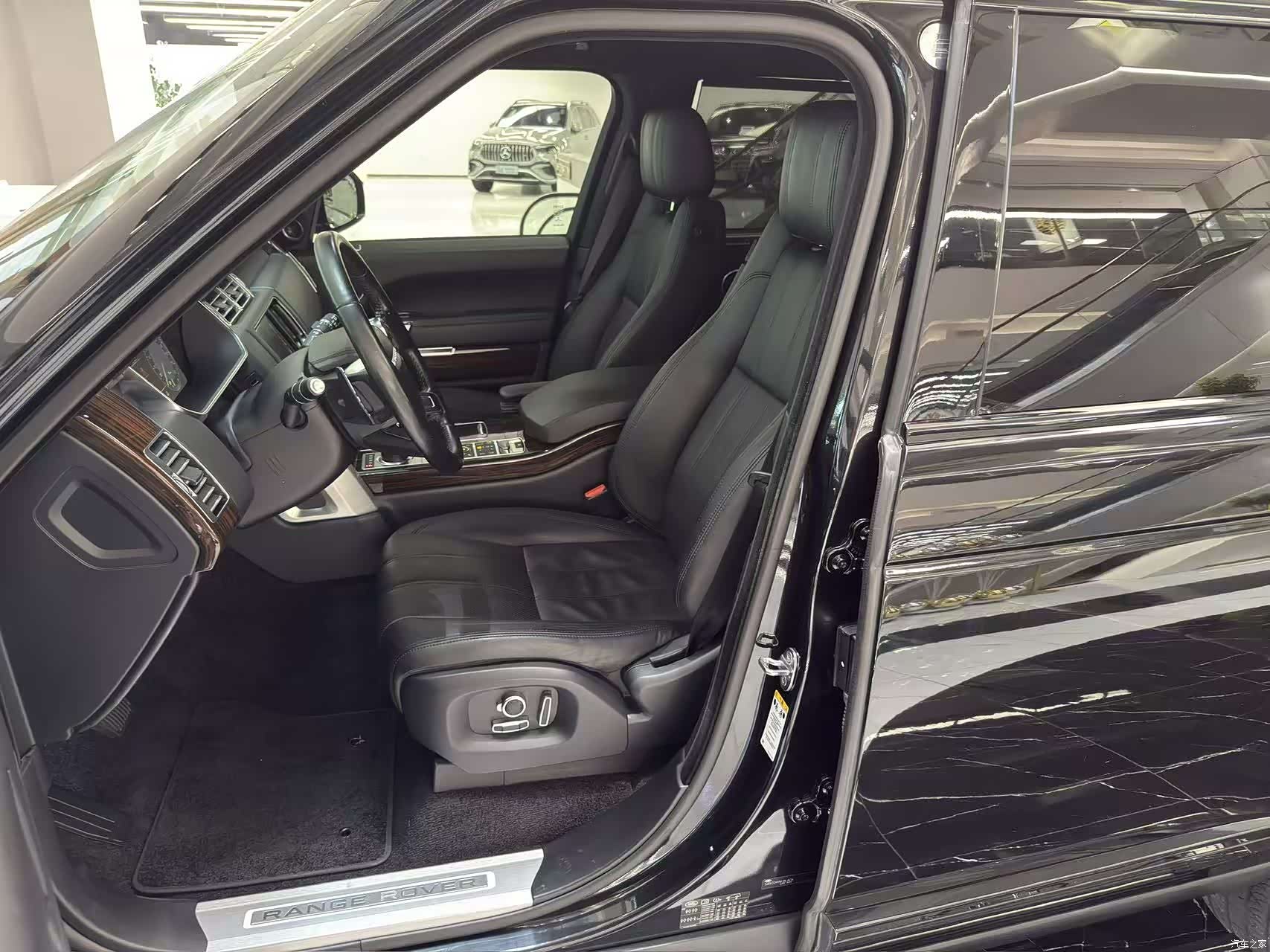 Land Rover Range Rover, 2015 10