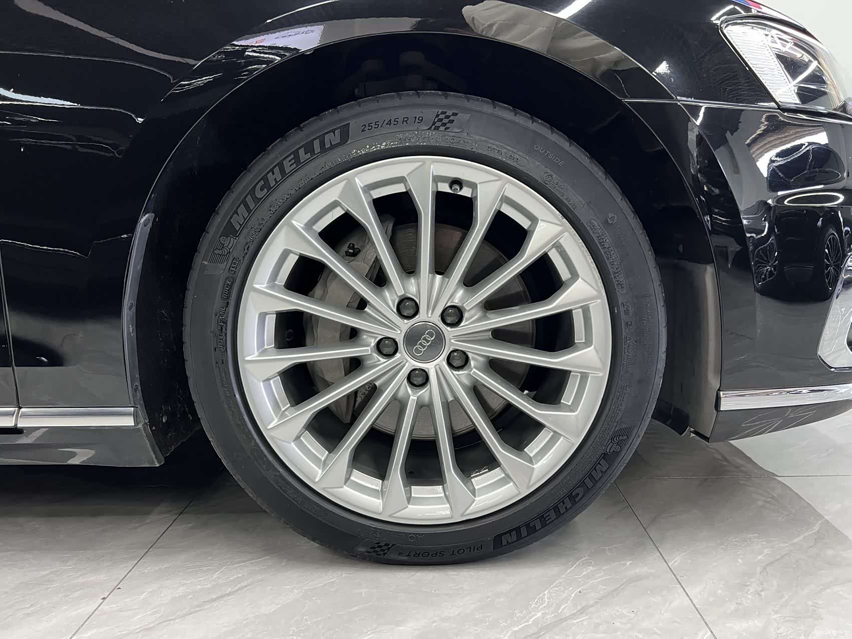Audi A8L, 2020 18