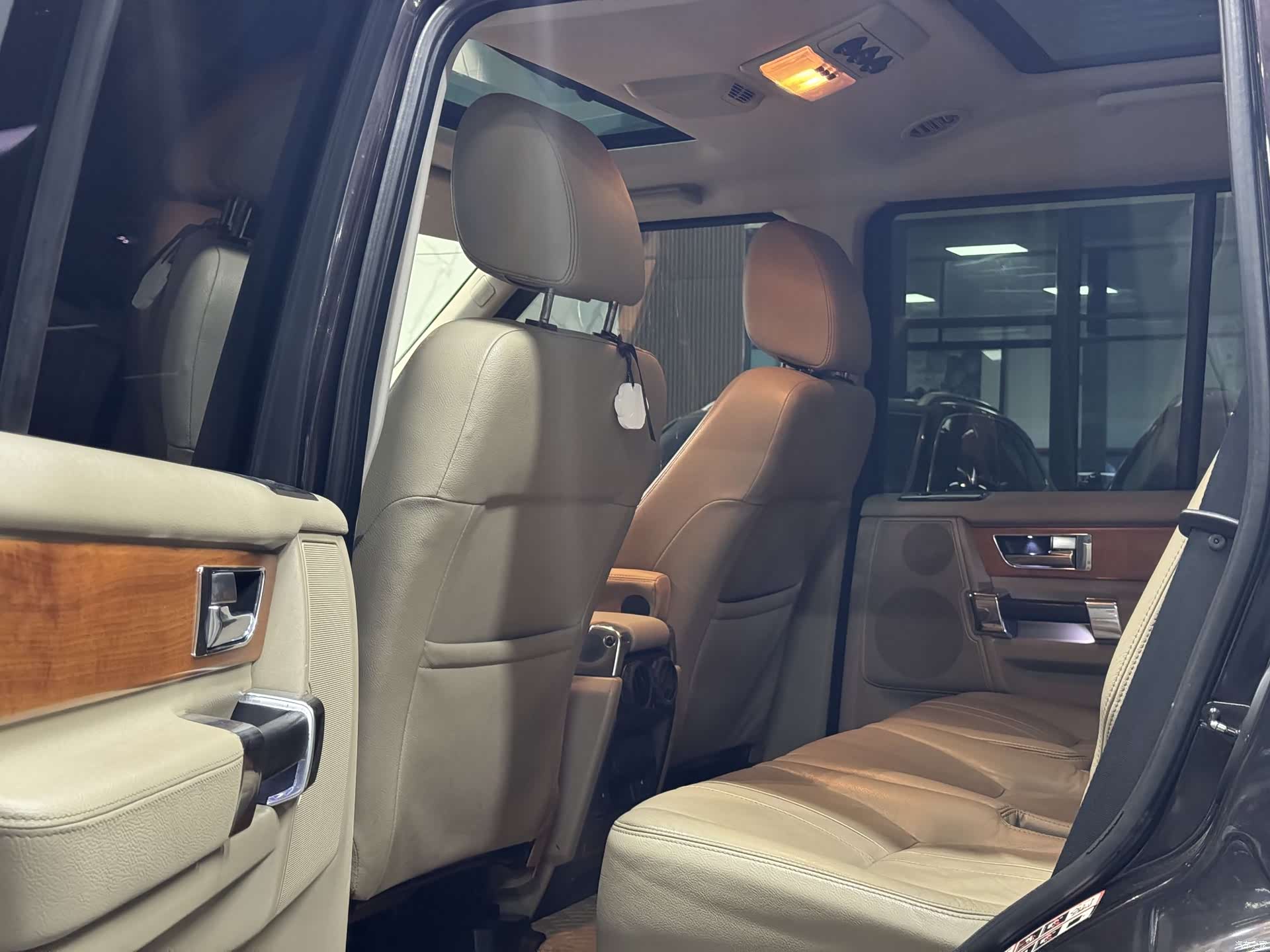 Land Rover Discovery, 2012 все фото