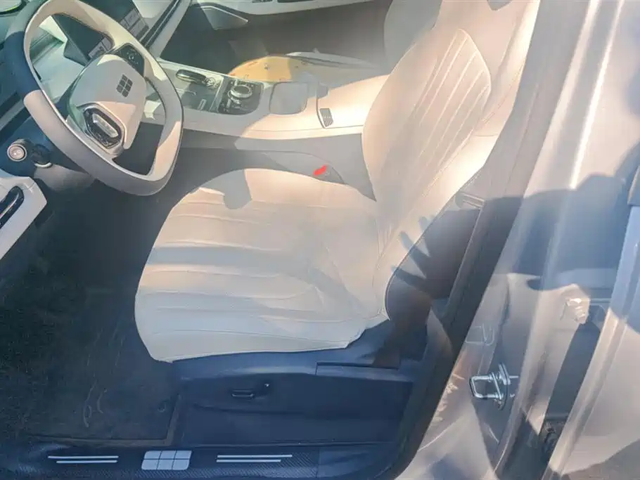 Geely Galaxy Galaxy Starship 7 EM-i