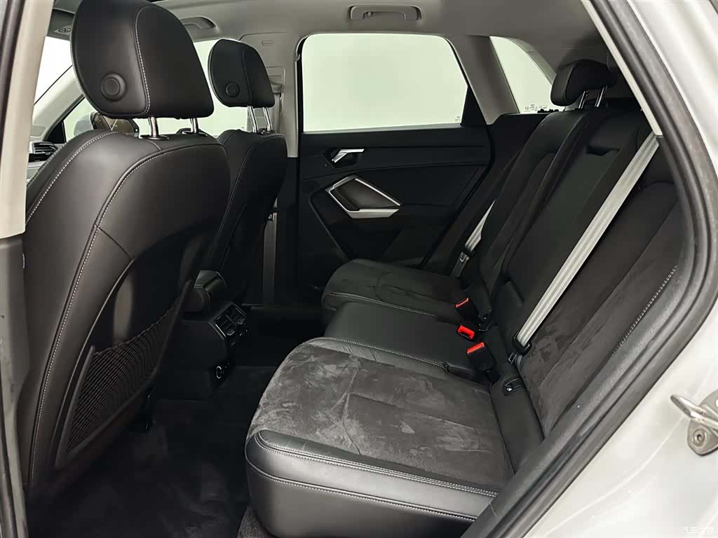 Audi Q3, 2022 18