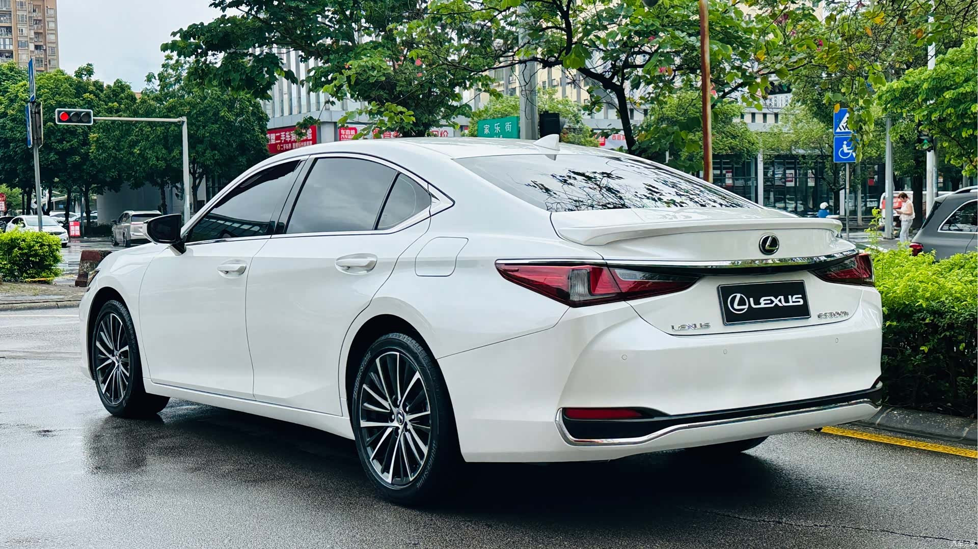 Lexus ES, 2024 6