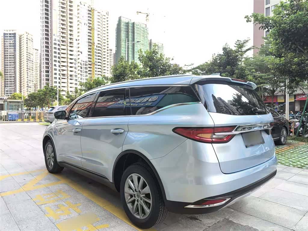 Geely Jiaji, 2021 7