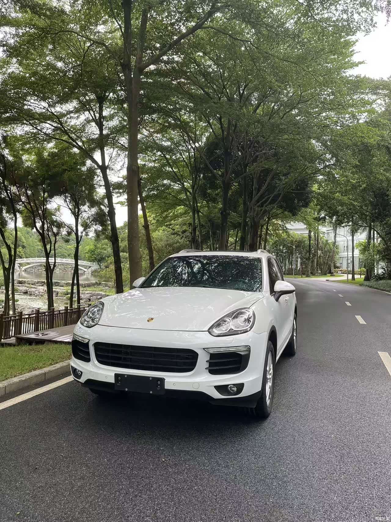 Porsche Cayenne, 2016 1