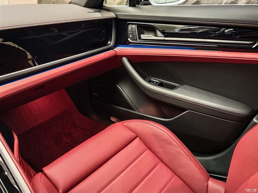 Porsche Panamera, 2026 17