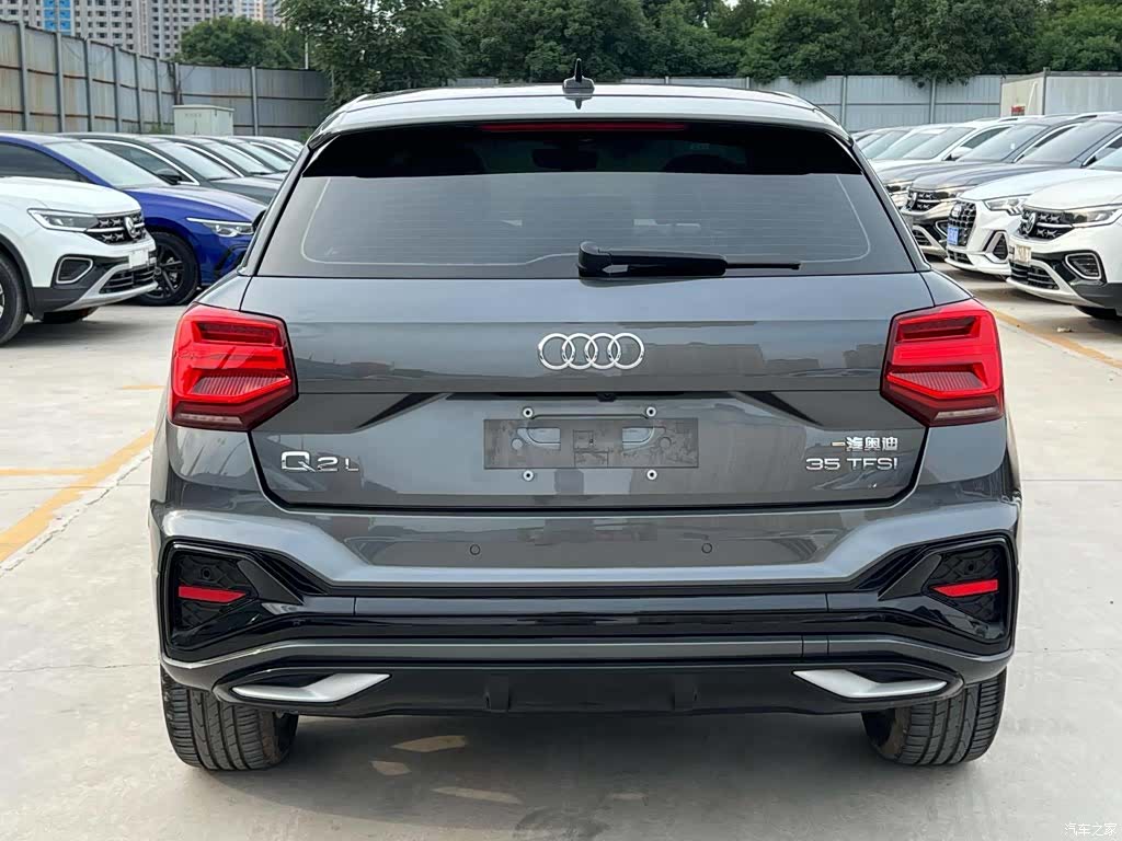 Audi Q2L, 2022 6