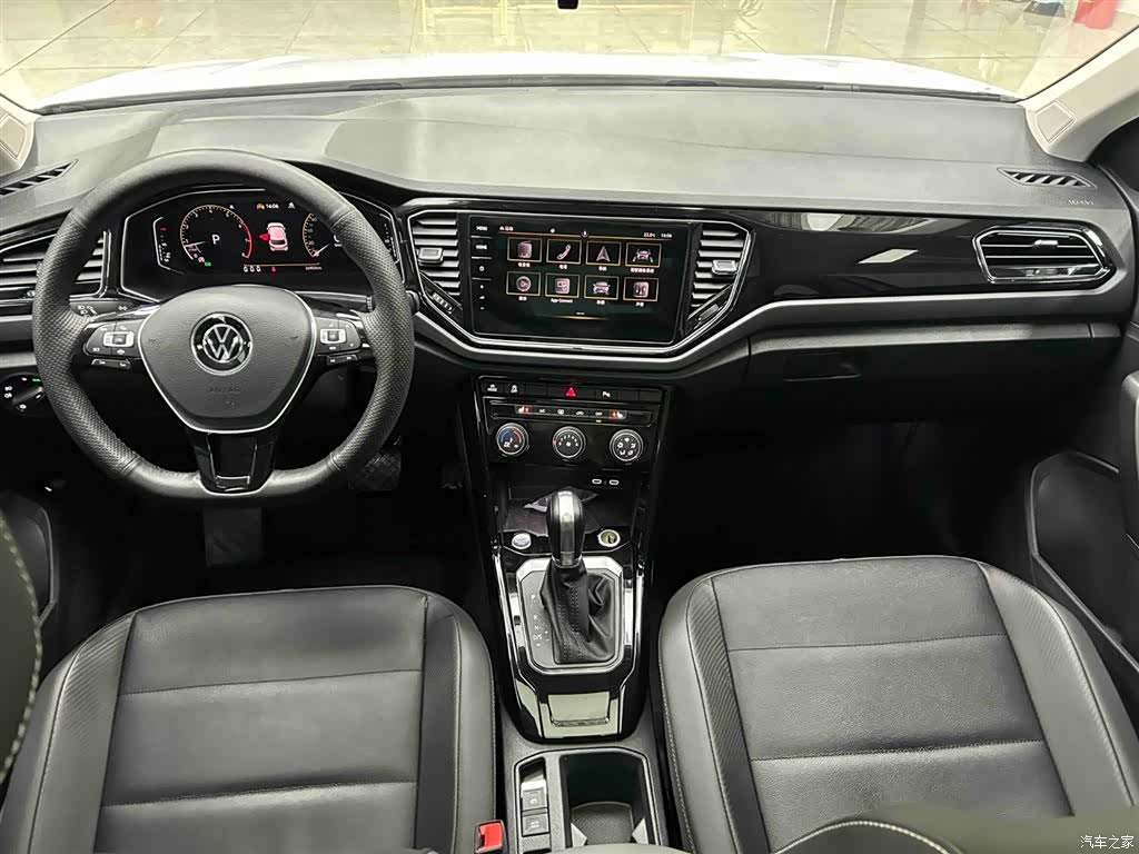 Volkswagen T-ROC, 2022 2