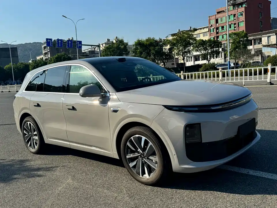 Li Auto Ideal L6