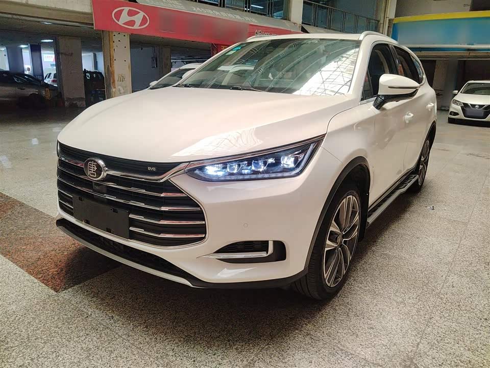 BYD Tang