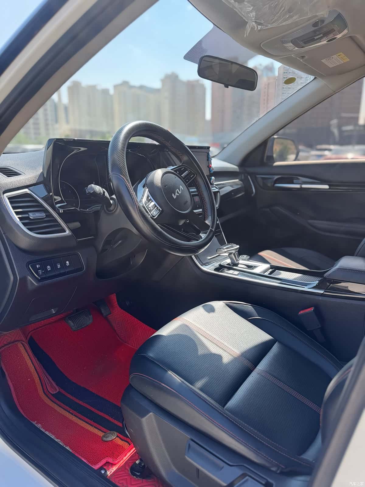 Kia KX3, 2022 4