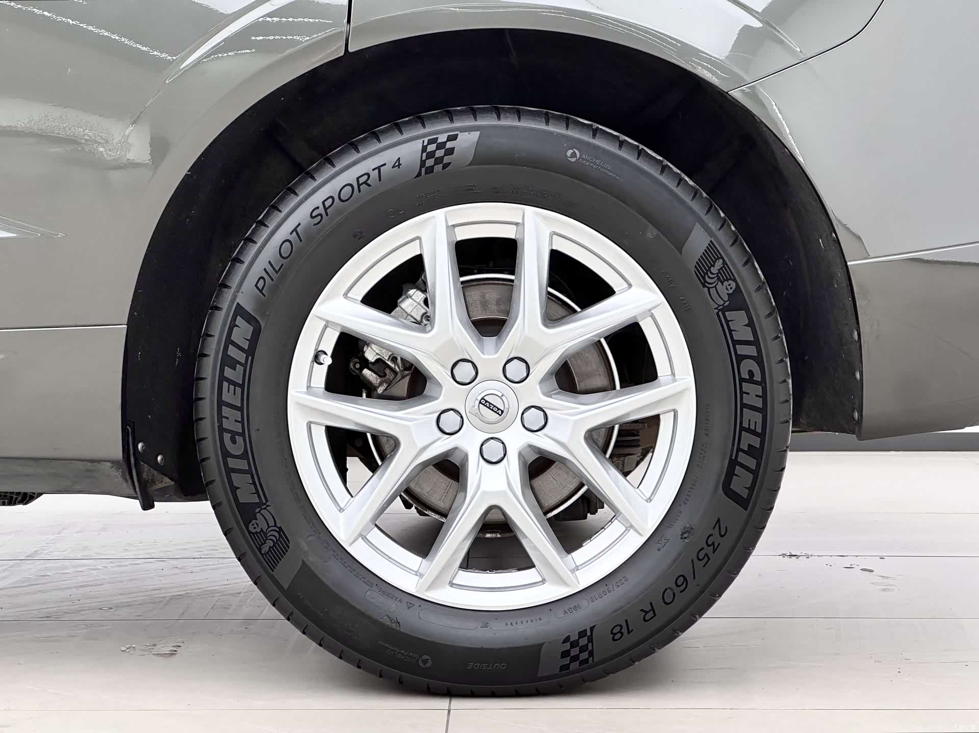 Volvo XC60, 2019 16