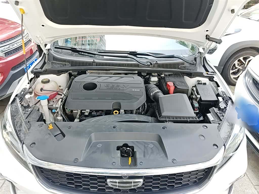 Geely Binray, 2022 20