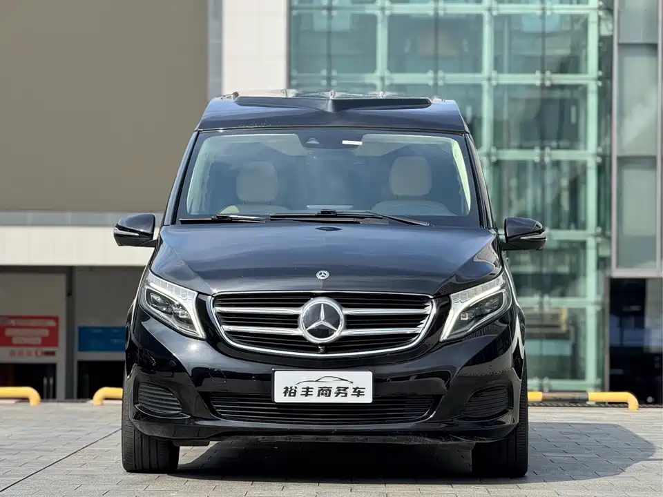 Mercedes-Benz V-class
