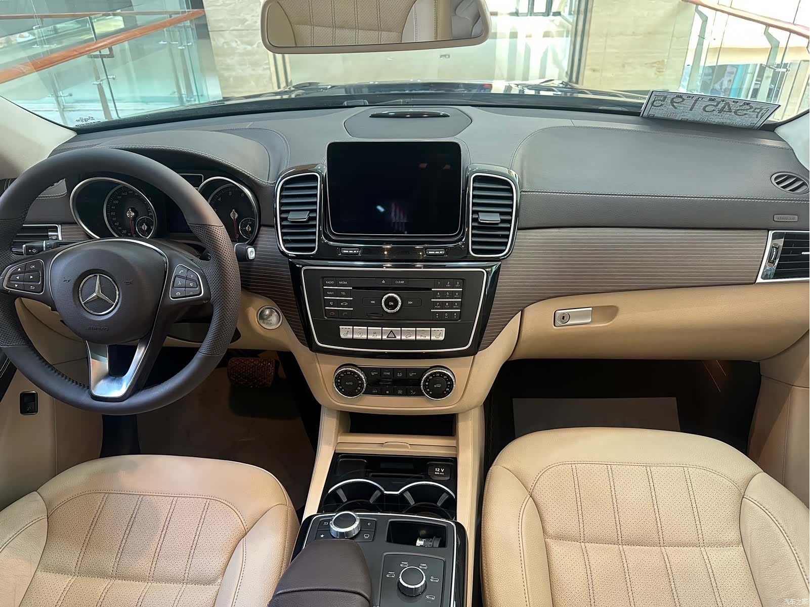 Mercedes-Benz GLE, 2019 все фото