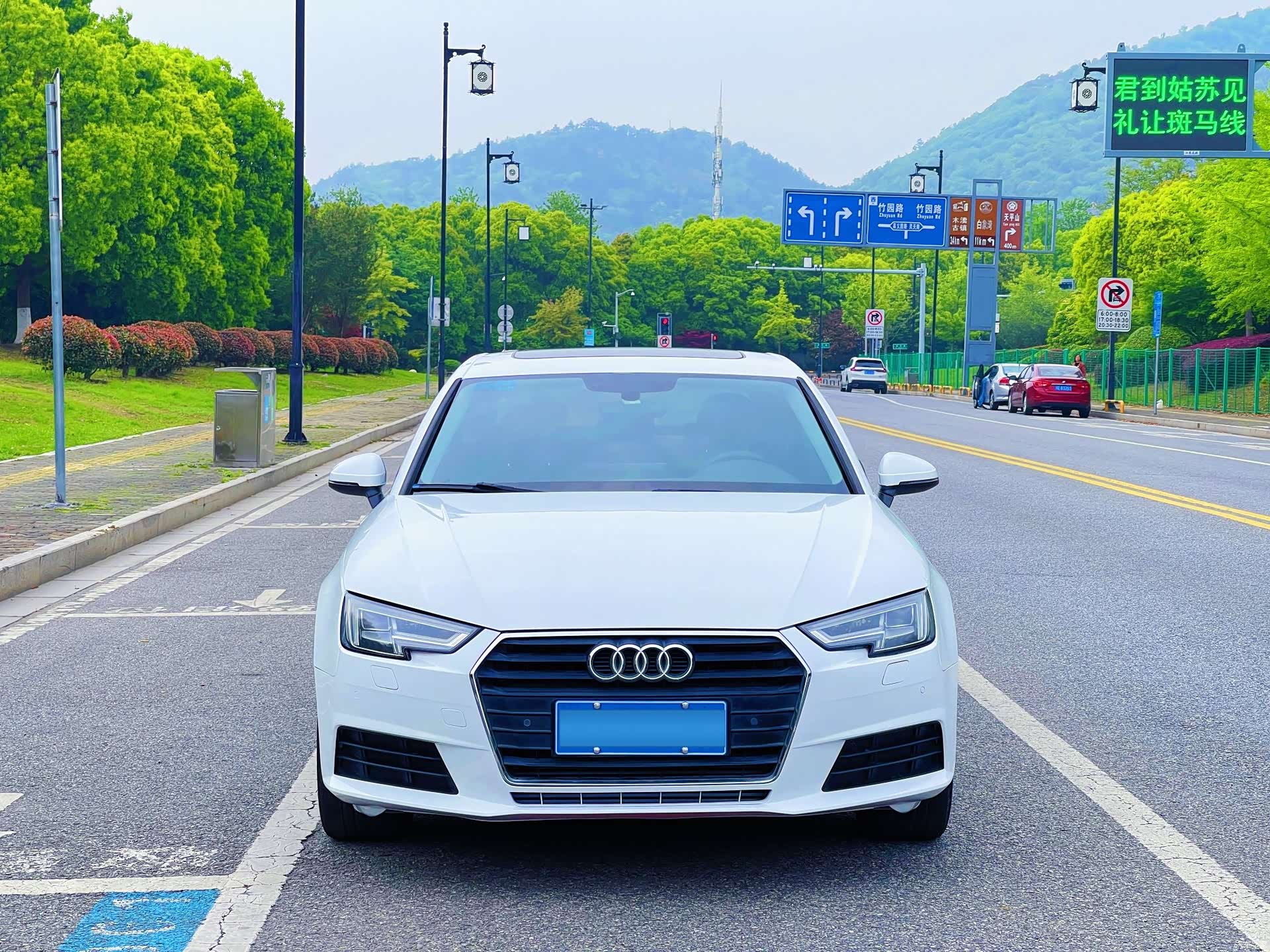 Audi A4L, 2017 2