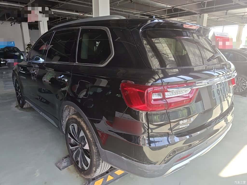 Hongqi HS7, 2023 23