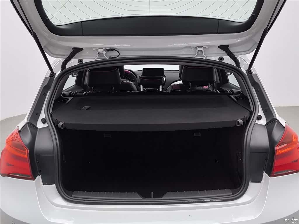 BMW 1 Series, 2016 16
