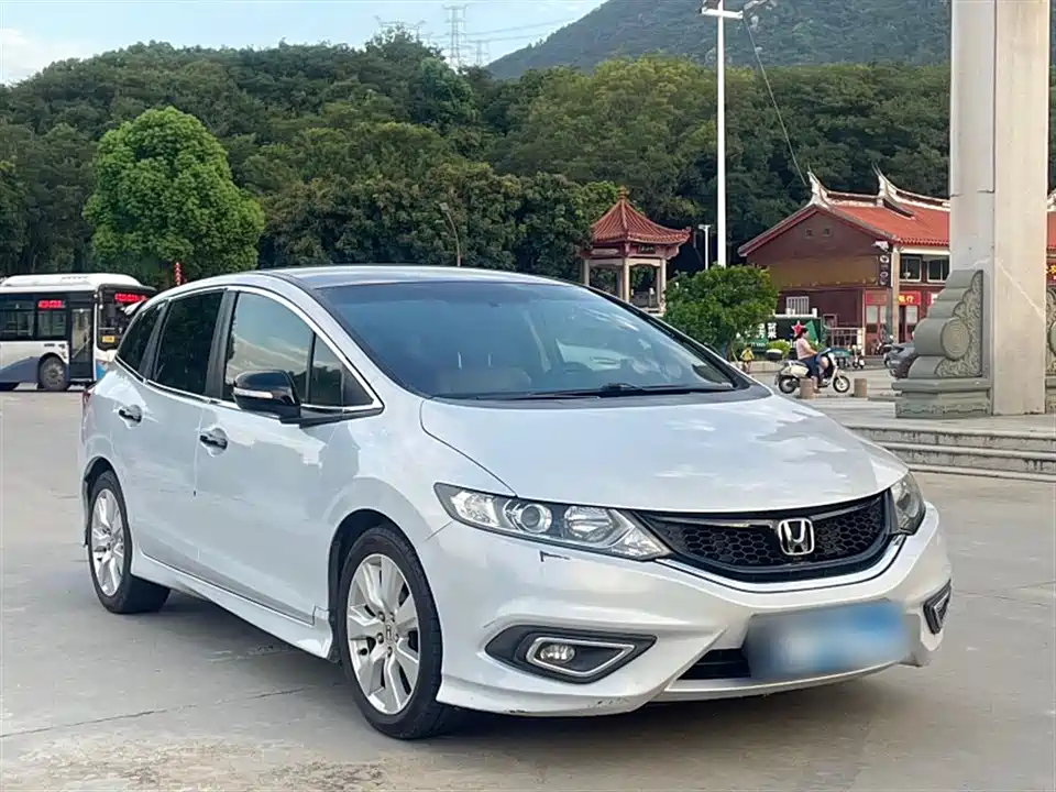 Honda Jade