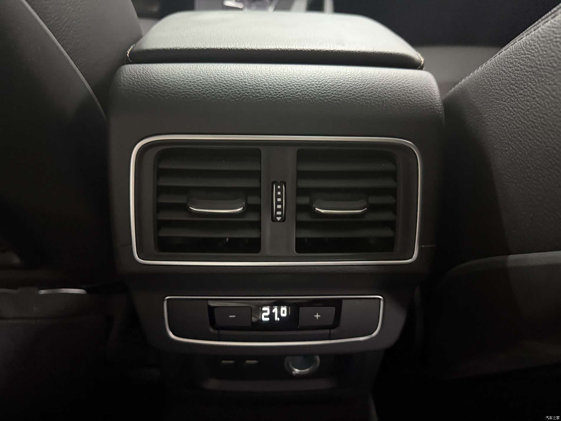 Audi Q5L, 2019 19