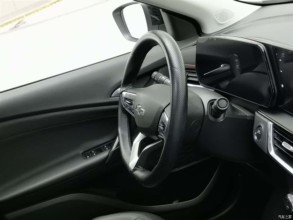 Chevrolet RS, 2022 22