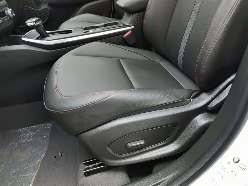 Chevrolet RS, 2022 20
