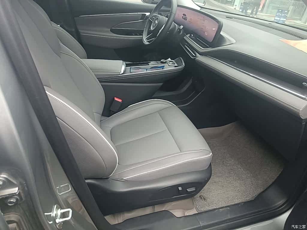 Buick E5, 2025 25